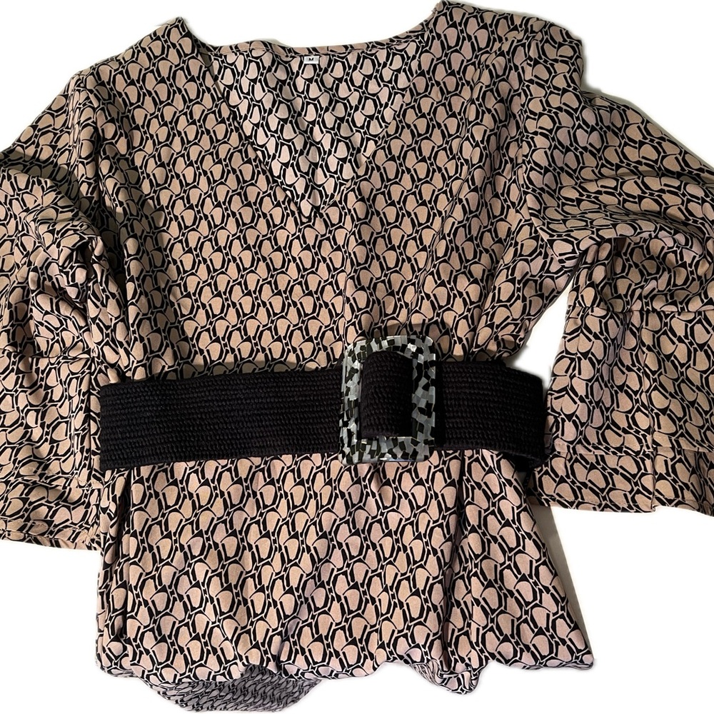 Bundle Of An H&M Black Jacket, Mini Dress , And A… - image 5